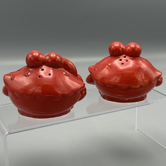 Nautical Beach Whimsical Smiling Red Crabs Salt Pepper Shaker Set With Stoppers - Picture 5 of 10